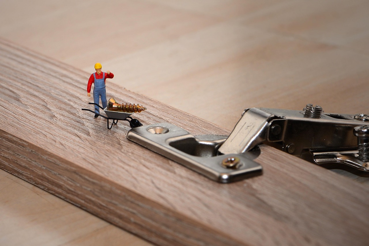 Guida pratica: Ottimizzare la batteria della tua Table Lamp per lunghe sessioni di lavoro